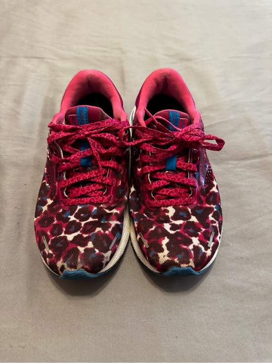 Brooks Shoes - Brooks Women's Pink Leopard Print Athletic Shoes *loved* Adrenaline GTS